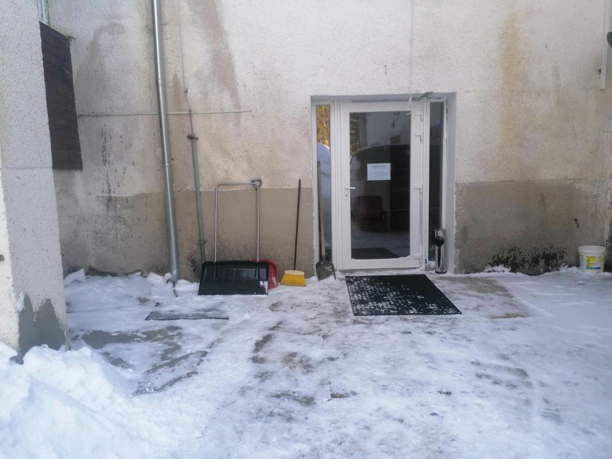 Chata - Dom Horskej Sluzby Jasna Demänovská Dolina Dış mekan fotoğraf