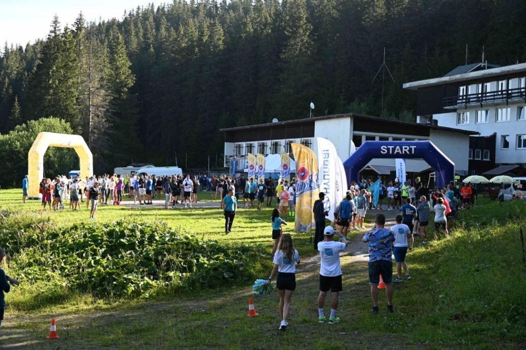 Chata - Dom Horskej Sluzby Jasna Demänovská Dolina Dış mekan fotoğraf